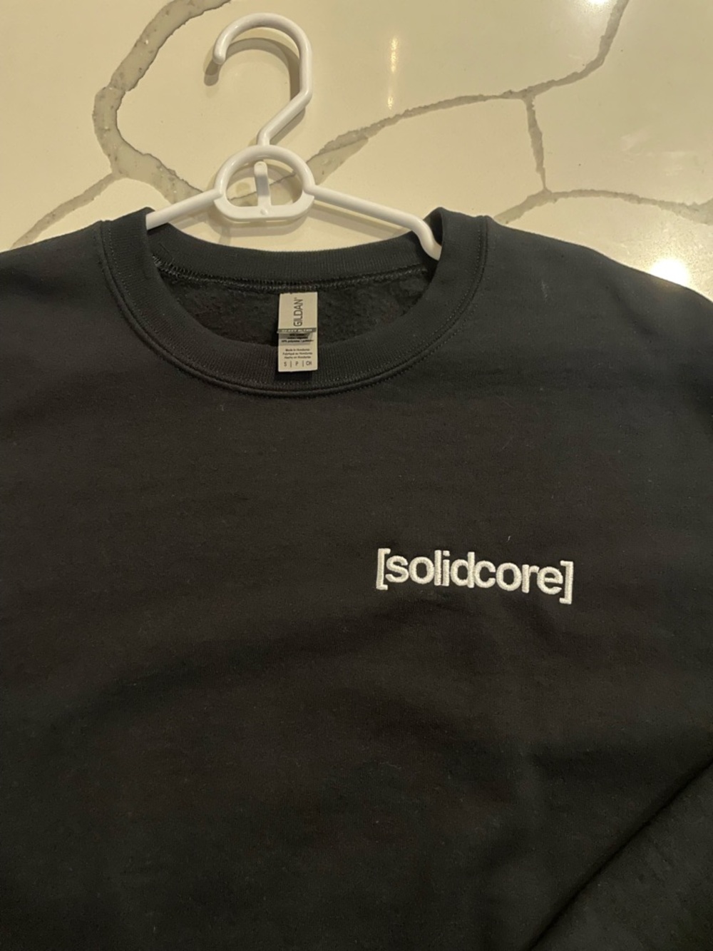 [solidcore] Black Crewneck Sweatshirt with Chest Logo